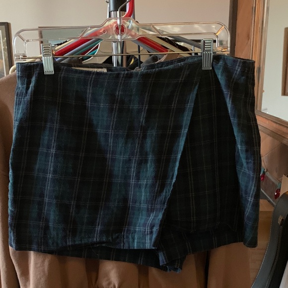 Pull&Bear Dresses & Skirts - Pull&Bear Dark Plaid Mini Skirt